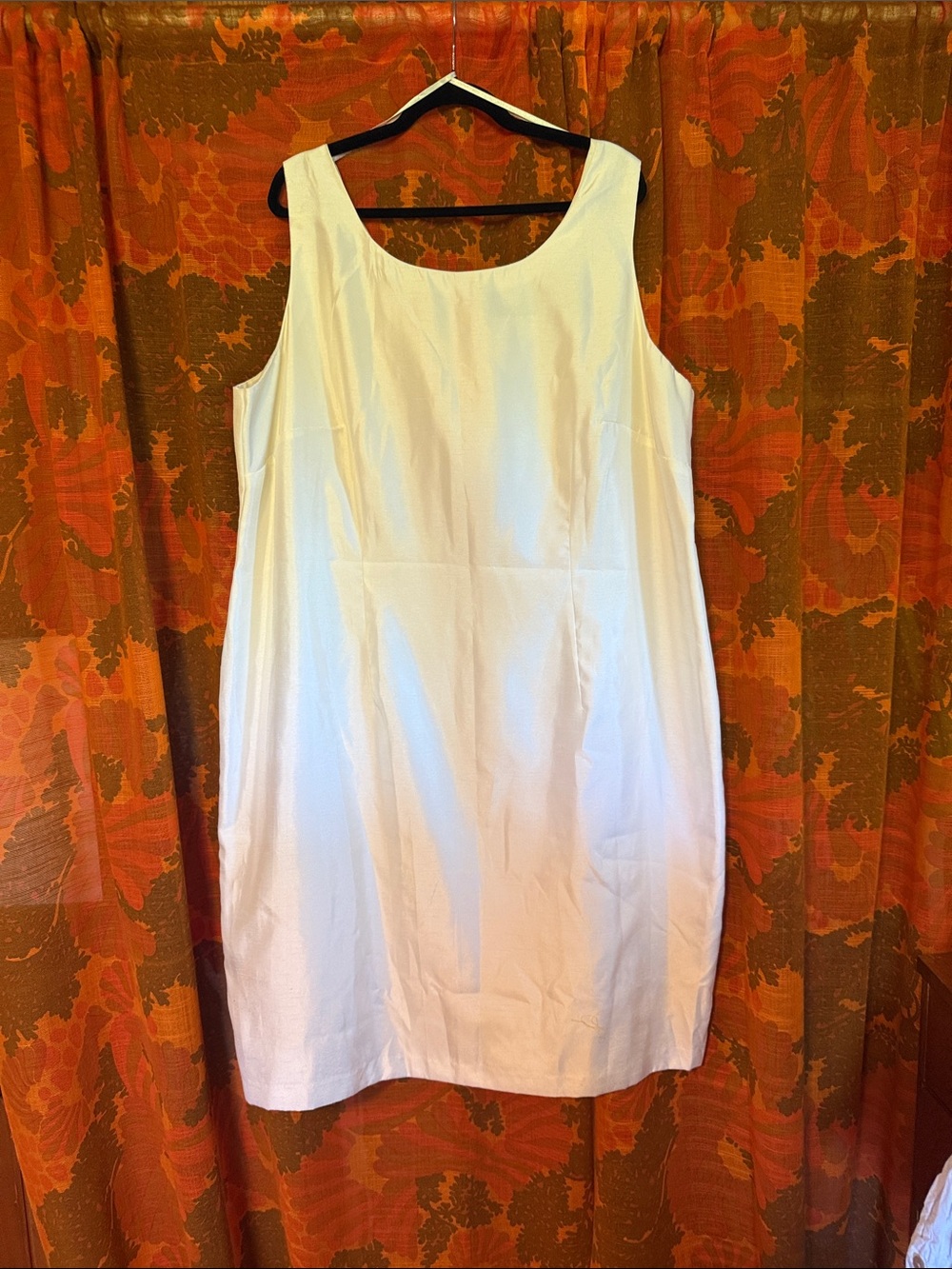 Vintage Sag Harbor White Women's Dress Labelled Interior